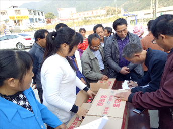 情系毛畈村，將黨建工作深入地方扶貧