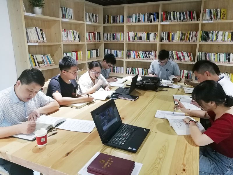 公司第三黨支部開展“不忘初心 牢記使命”主題教育集中學(xué)習(xí)黨員活動日