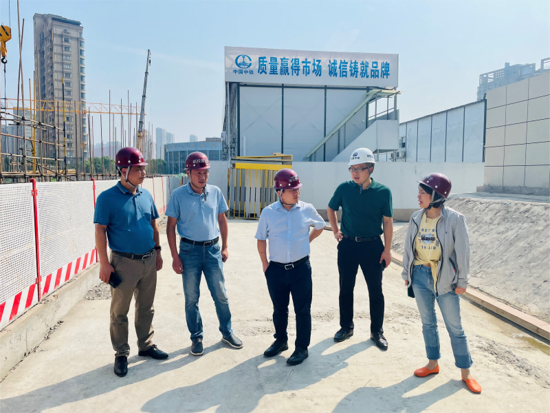 皖投置業(yè)公司董事長(zhǎng)錢章一行赴云錦臺(tái)項(xiàng)目開展國(guó)慶安全生產(chǎn)檢查
